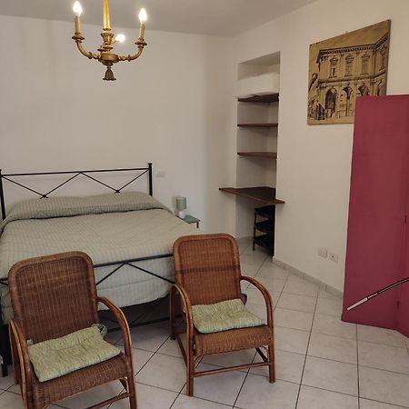 Happy Flat Villa Рипарбела Екстериор снимка